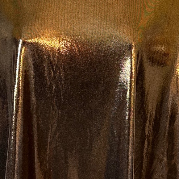 Torrid Liquid Shine Crew Neck Top Size L - Picture 2 of 7